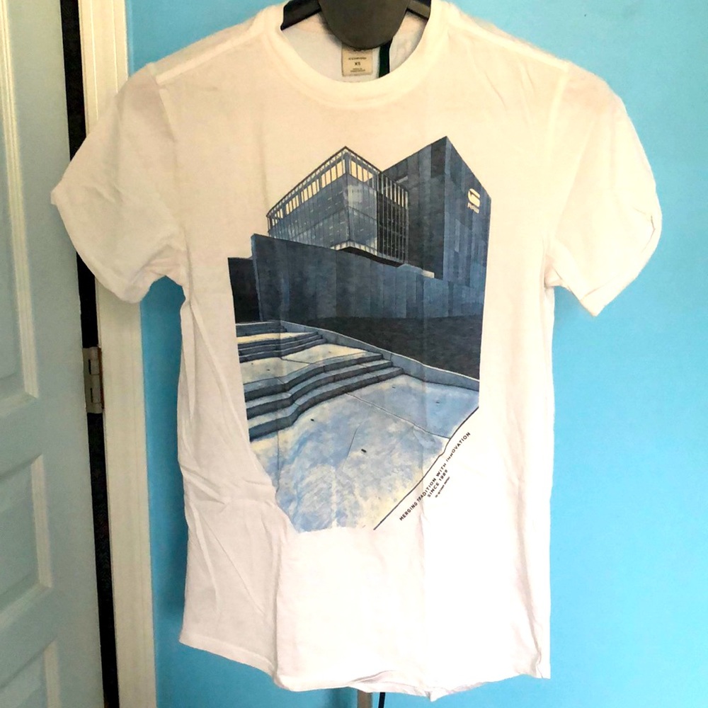White tees